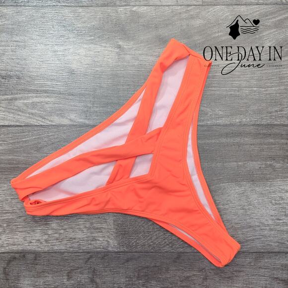 Aleumdr Cross Front Cheeky Bikini Bottom Size L - Picture 1 of 4